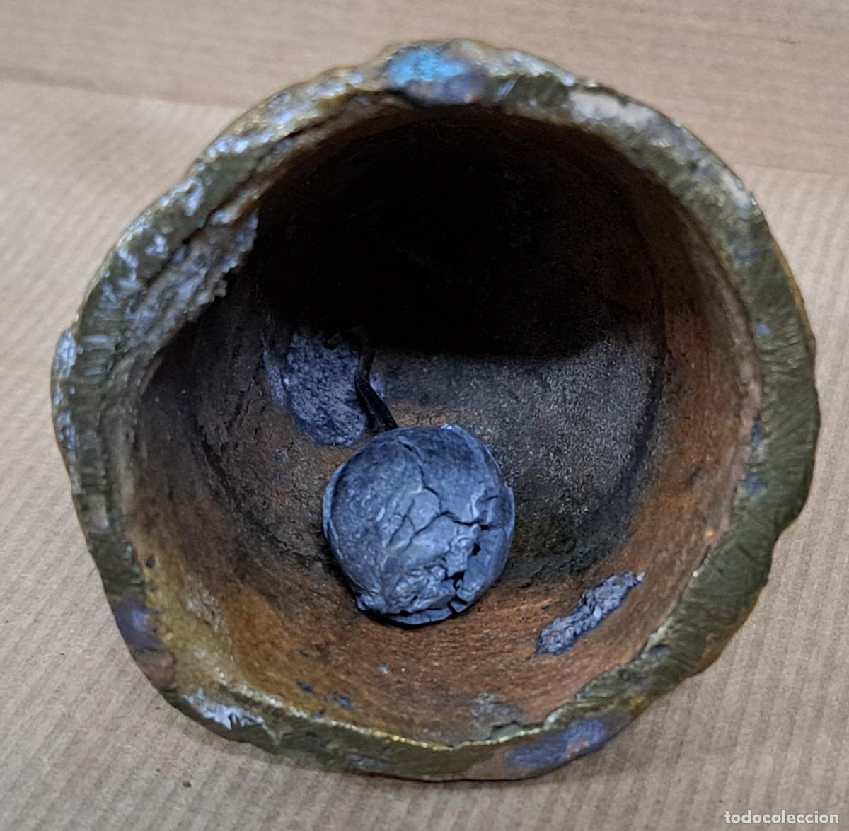Antig&uuml;edades: Curiosa campanilla de bronce, siglo XIX - Foto 5