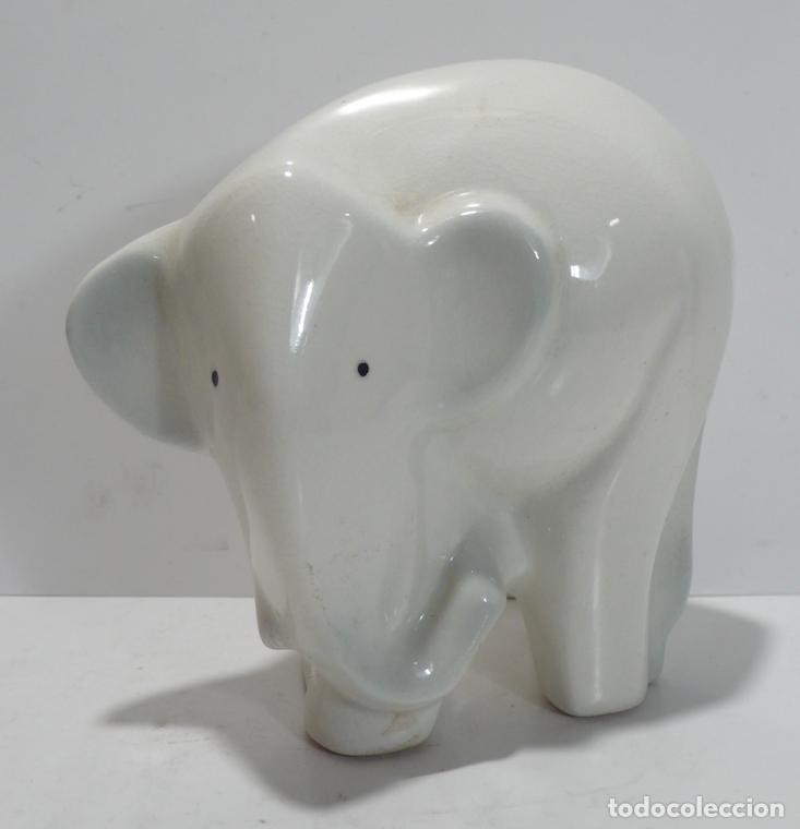Antig&uuml;edades: ELEFANTE EN PORCELANA - Foto 1