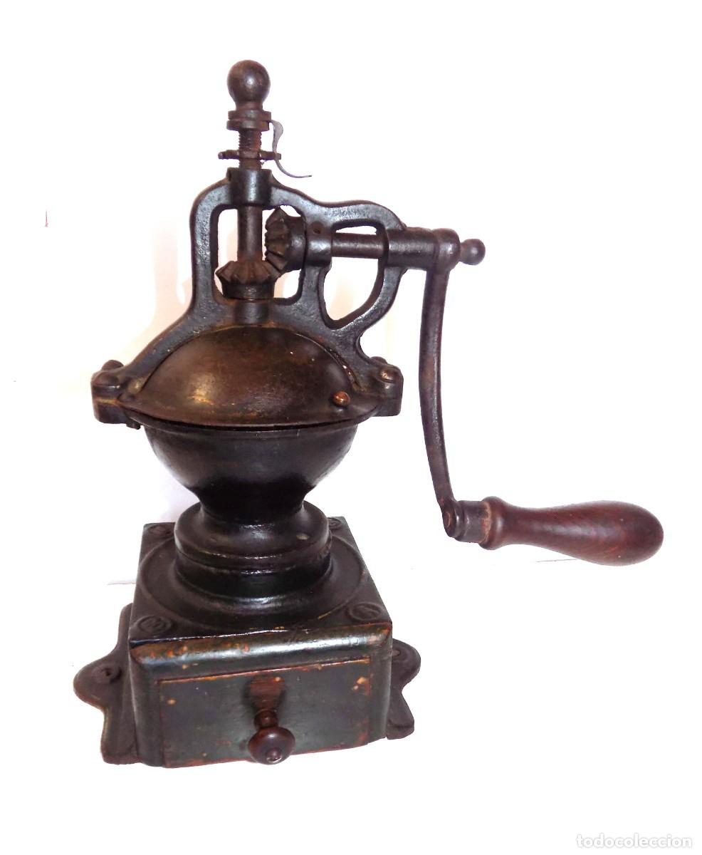 Antig&uuml;edades: MOLINILLO DE CAF&Eacute; SIN MARCA. MODELO -A00- CA. 1875/1925