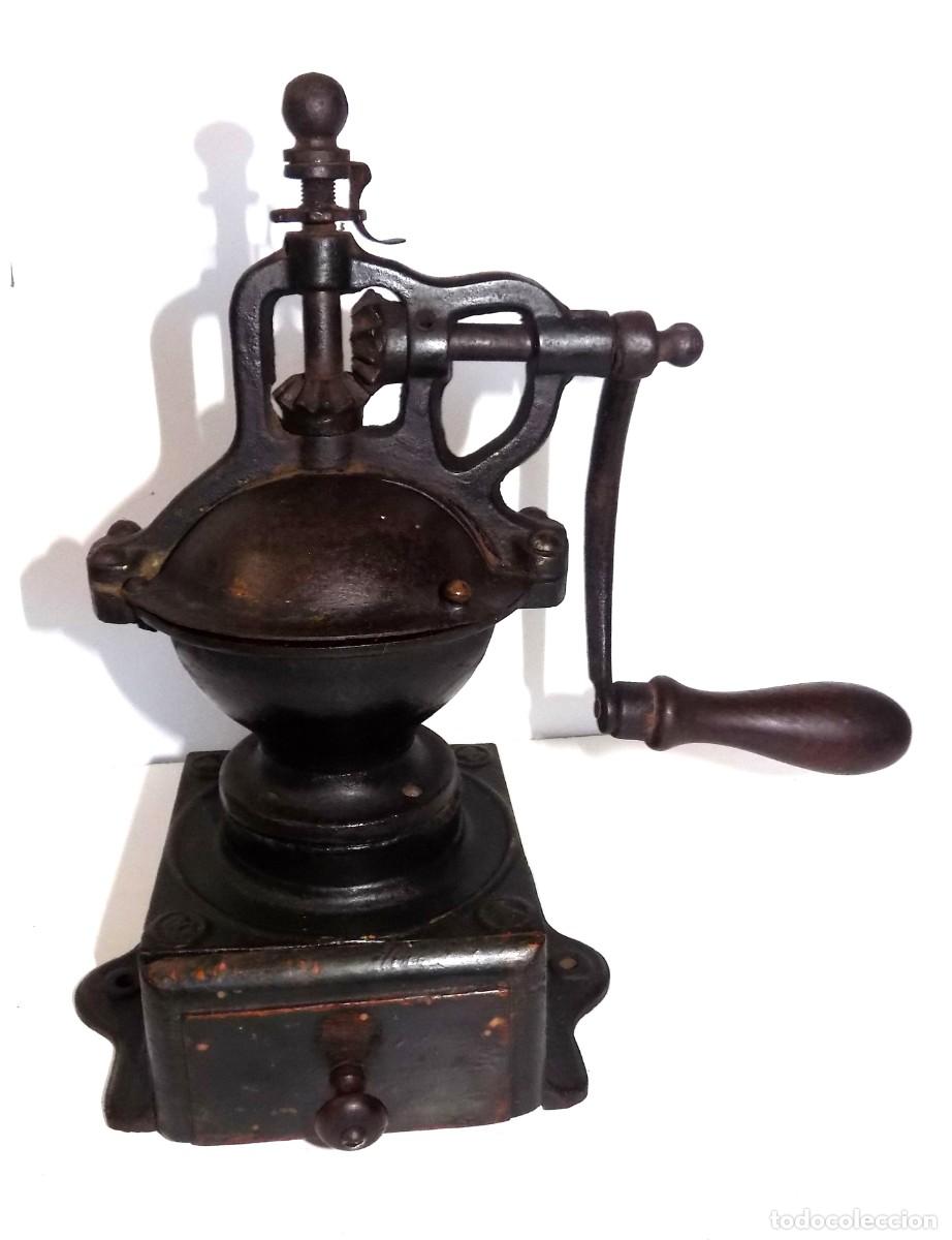 Antig&uuml;edades: MOLINILLO DE CAF&Eacute; SIN MARCA. MODELO -A00- CA. 1875/1925 - Foto 3