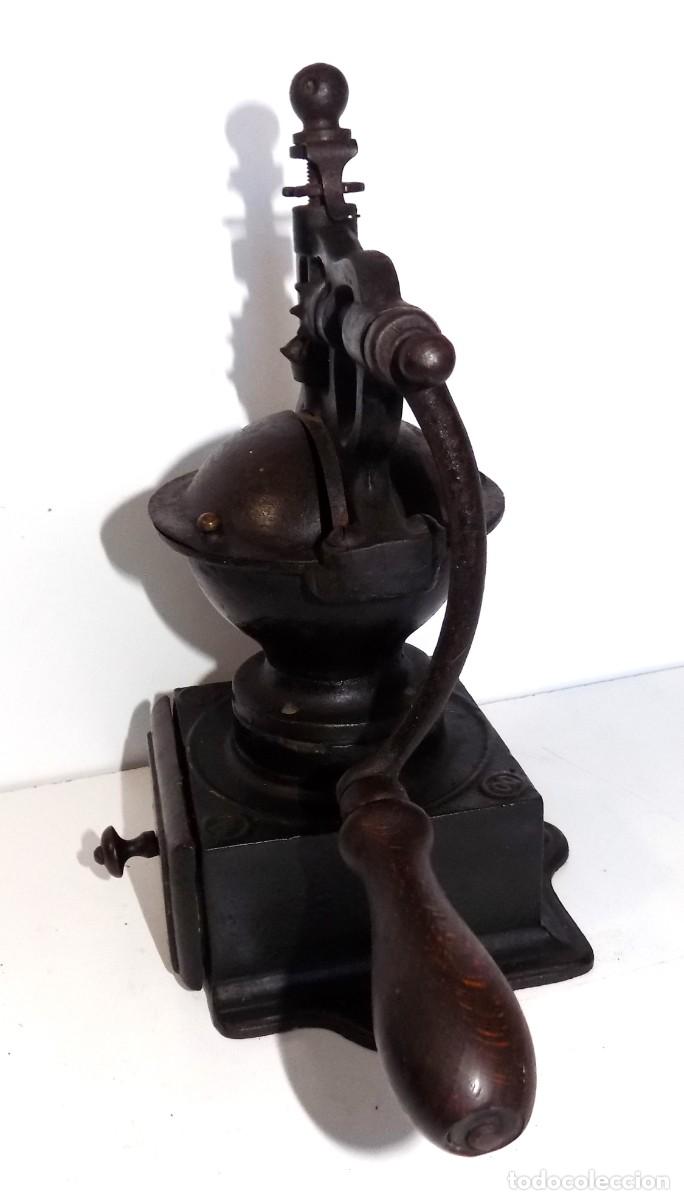 Antig&uuml;edades: MOLINILLO DE CAF&Eacute; SIN MARCA. MODELO -A00- CA. 1875/1925 - Foto 8