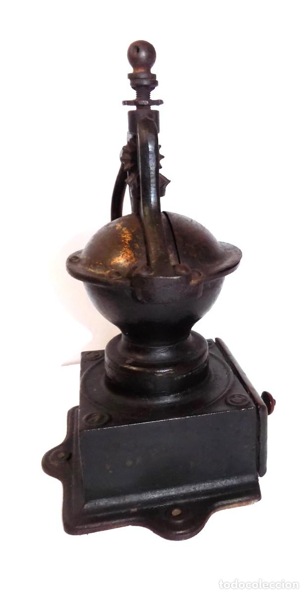 Antig&uuml;edades: MOLINILLO DE CAF&Eacute; SIN MARCA. MODELO -A00- CA. 1875/1925 - Foto 9
