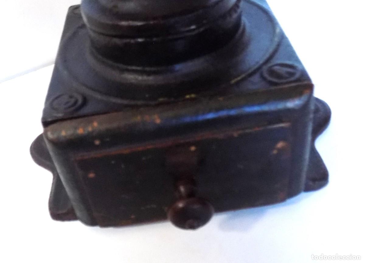 Antig&uuml;edades: MOLINILLO DE CAF&Eacute; SIN MARCA. MODELO -A00- CA. 1875/1925 - Foto 22