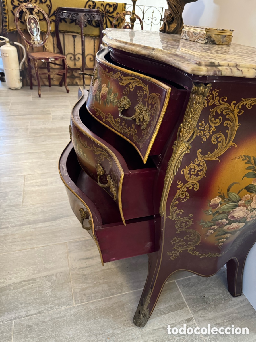 Antig&uuml;edades: C&oacute;moda bomb&eacute; pintada a mano - Foto 15
