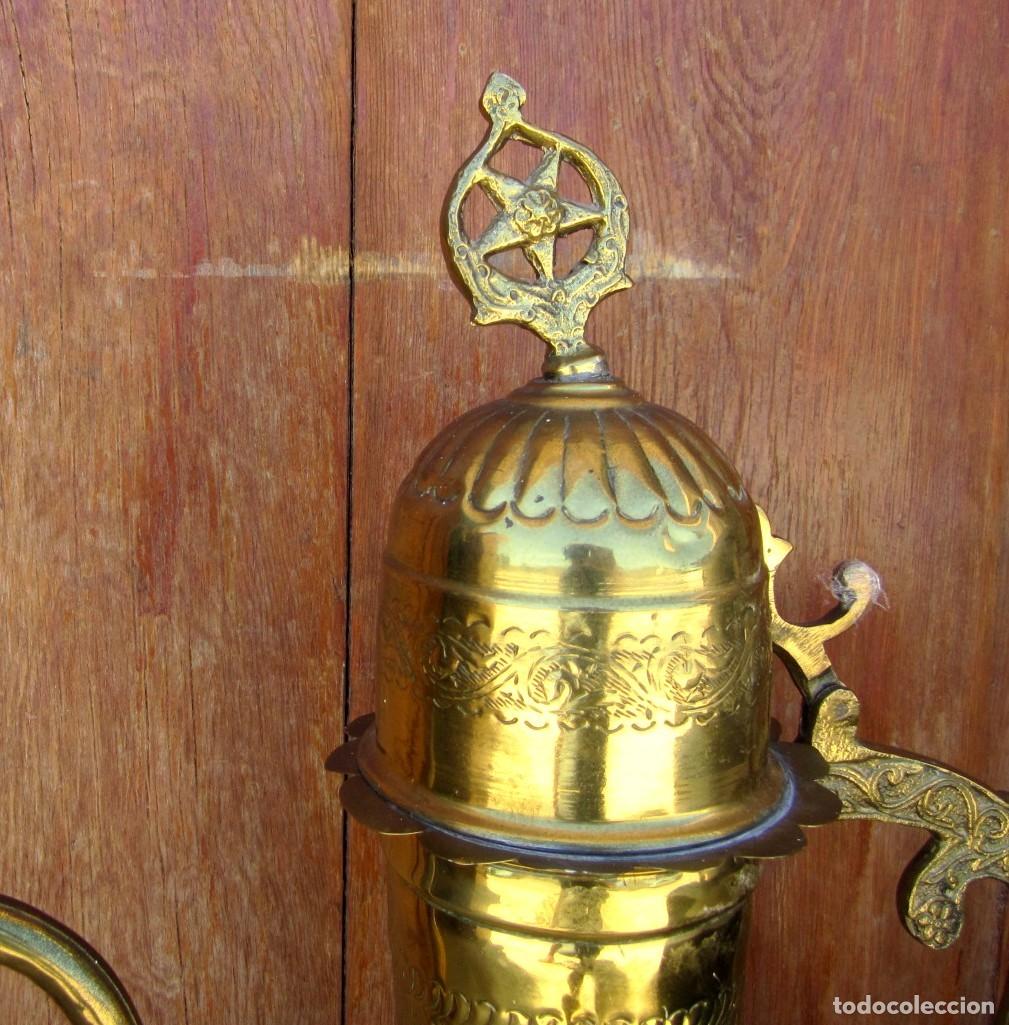Antig&uuml;edades: Tetera grande oriental, en laton repujado y bronce - Foto 4