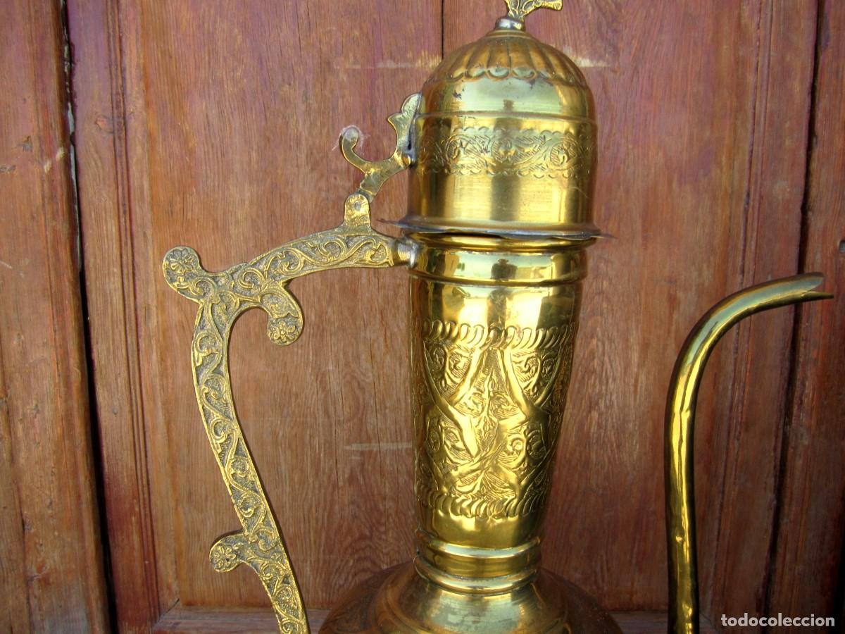 Antig&uuml;edades: Tetera grande oriental, en laton repujado y bronce - Foto 5
