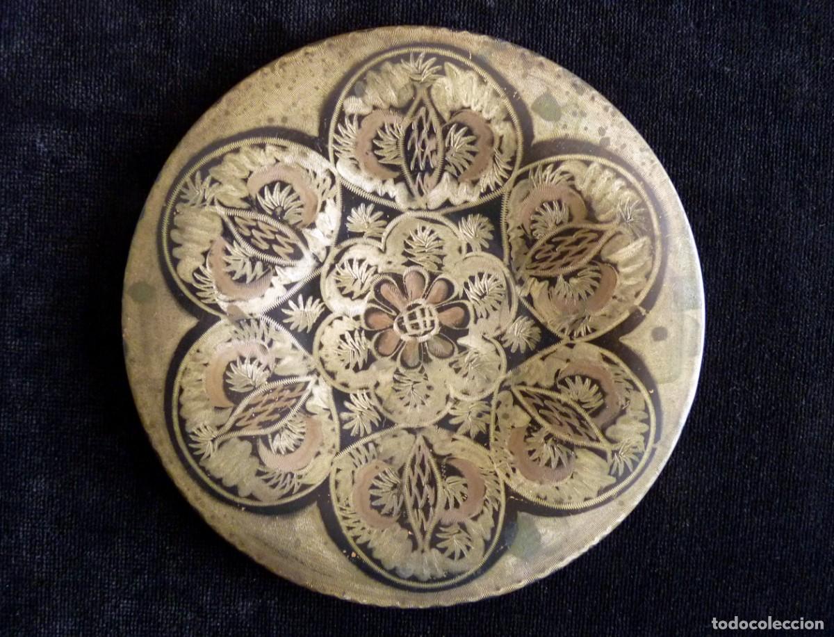 Antig&uuml;edades: PLATO DE COBRE CINCELADO, ARTESANIA TURCA. DI&Aacute;METRO 14 cm.