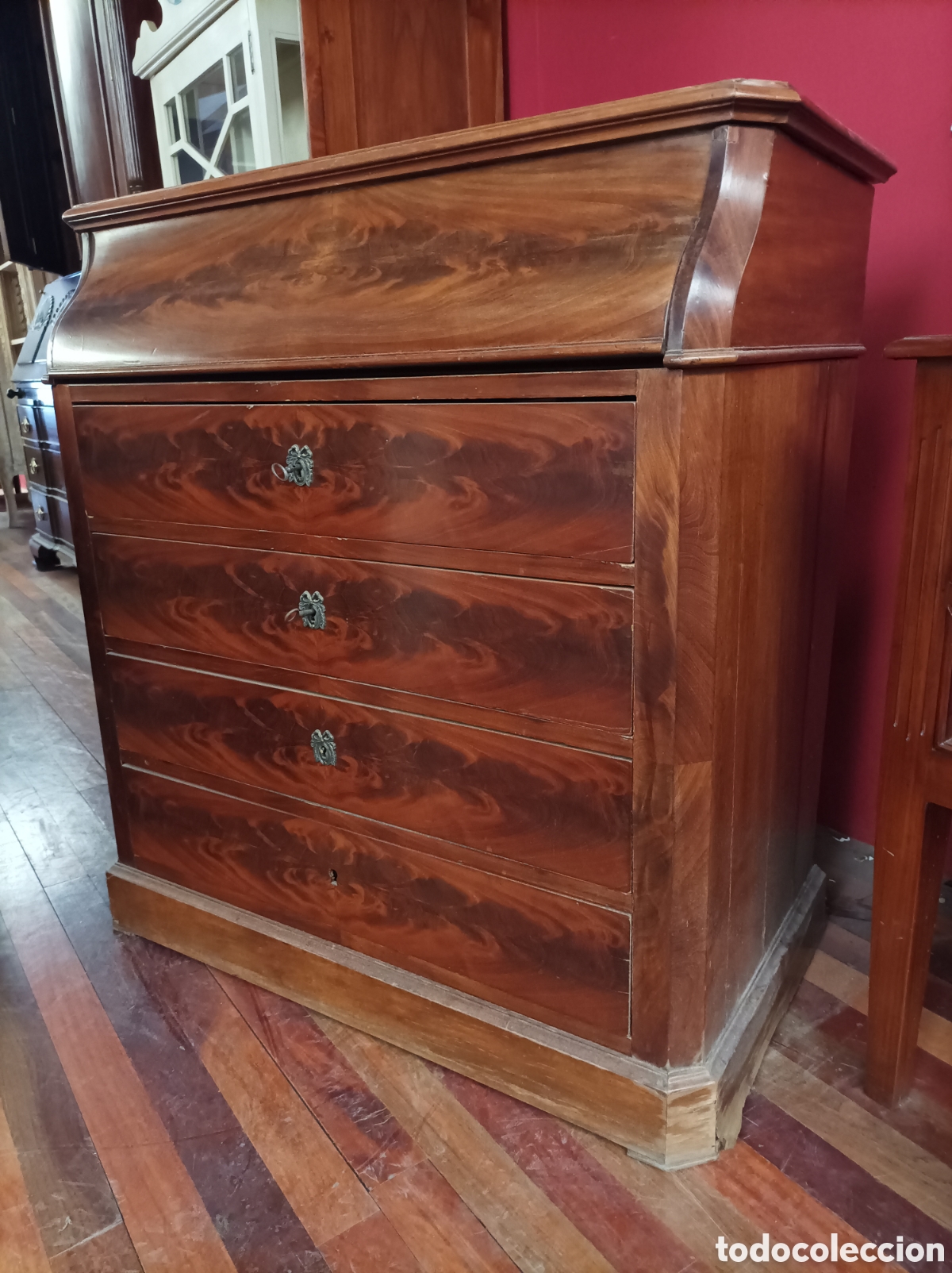 Antig&uuml;edades: C&oacute;moda en Palma de Caoba - Foto 5