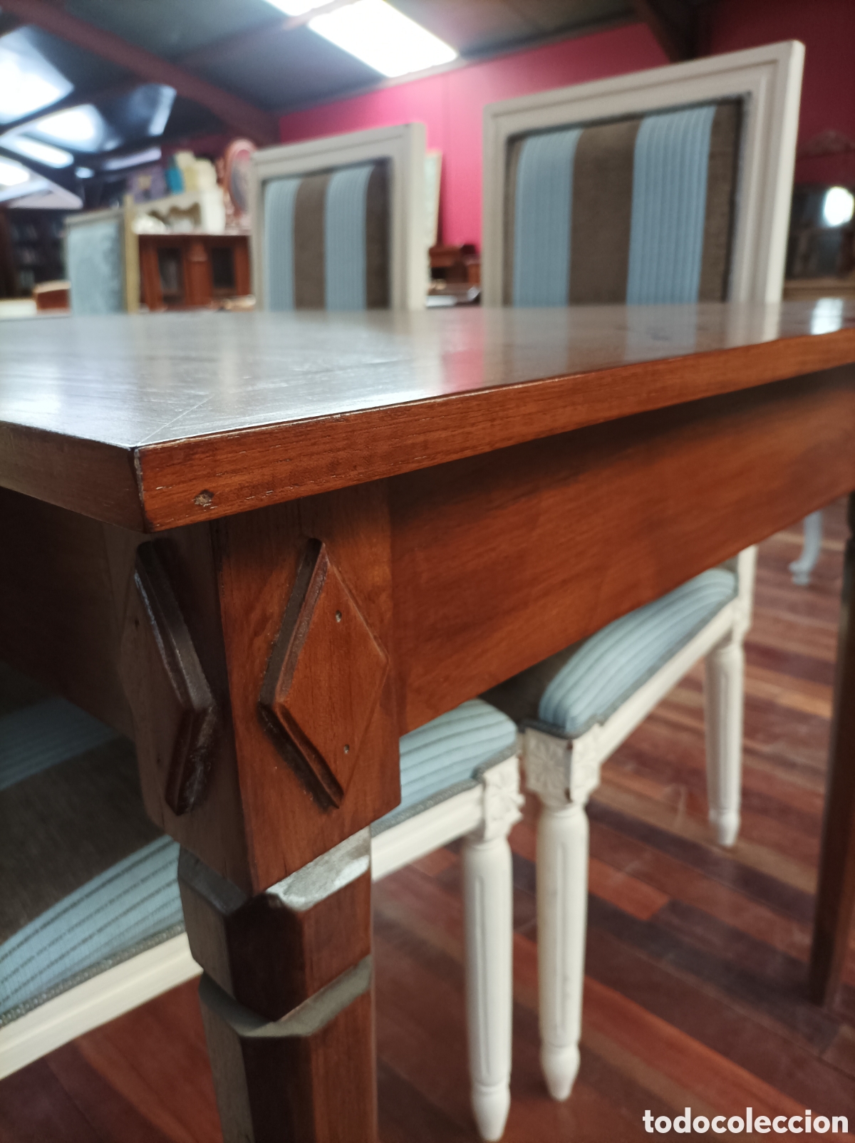 Antig&uuml;edades: Mesa y cuatro sillas - Foto 3
