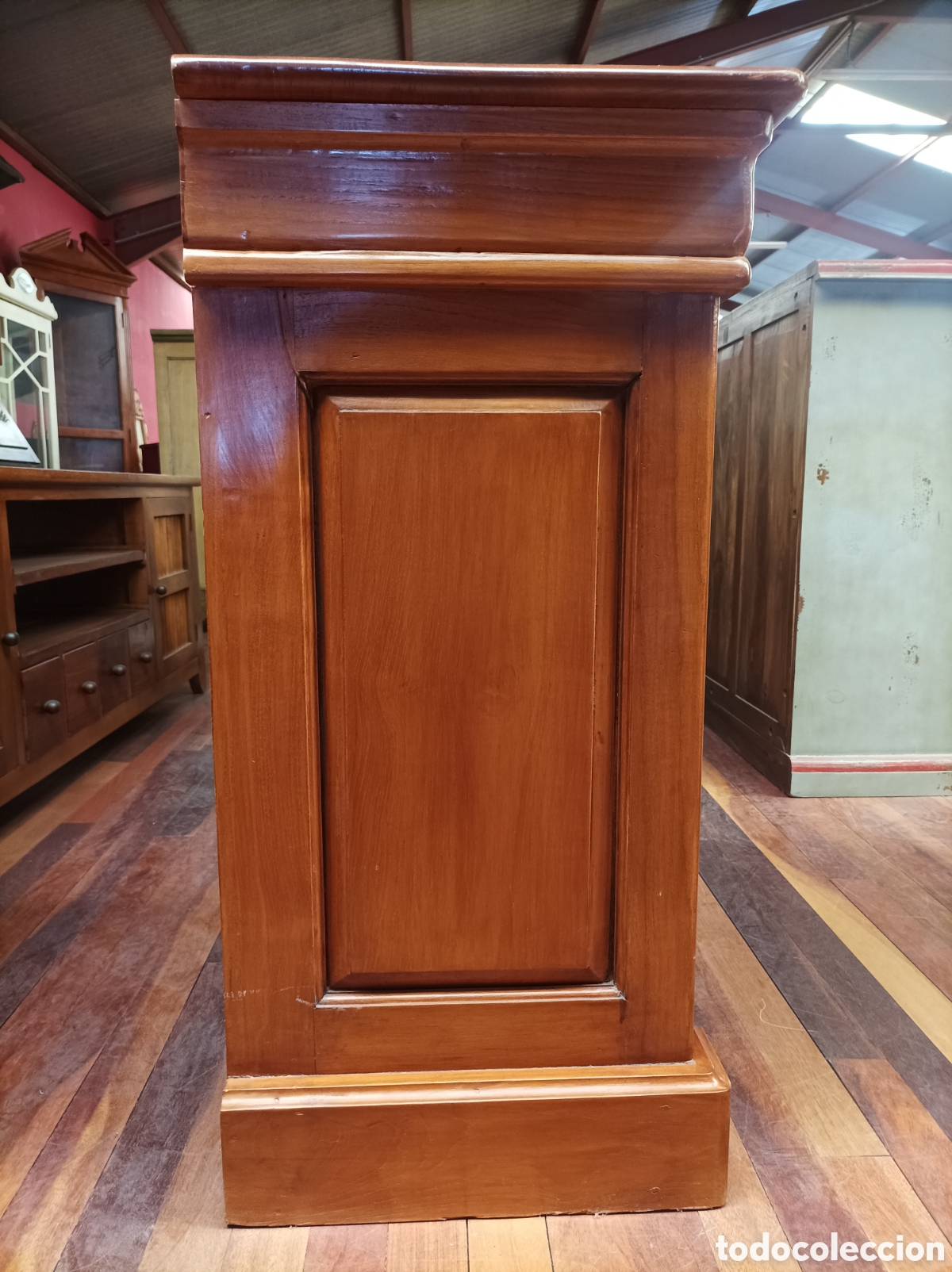 Antig&uuml;edades: Aparador Buffet en madera maciza - Foto 4