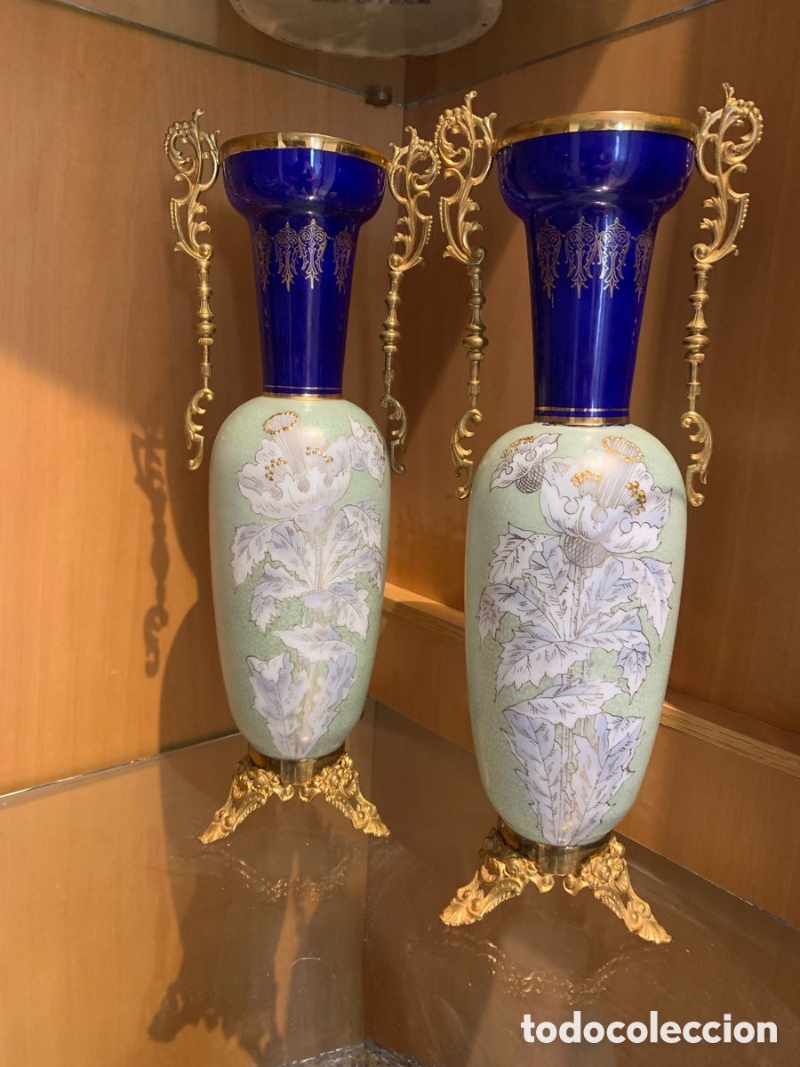 Antig&uuml;edades: JARRONES DE OPALINA Y BRONCE - Foto 2