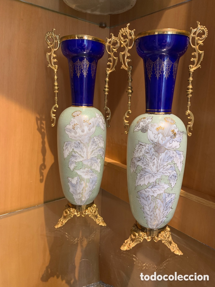 Antiguidades: JARRONES DE OPALINA Y BRONCE