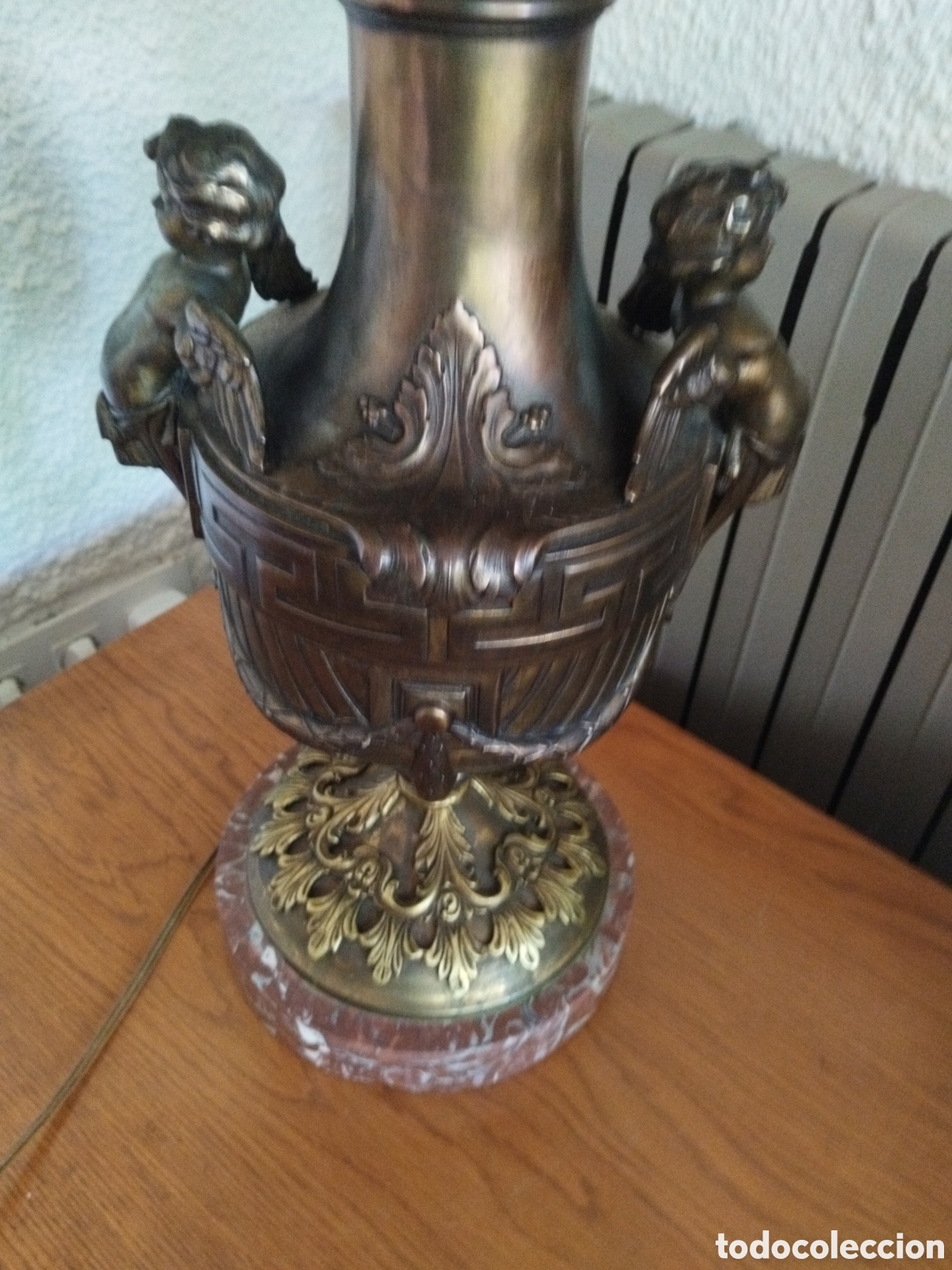 Antig&uuml;edades: MAGN&Iacute;FICA LAMPARA CON PUTIS. BRONCE Y MARMOL.85CM. - Foto 8