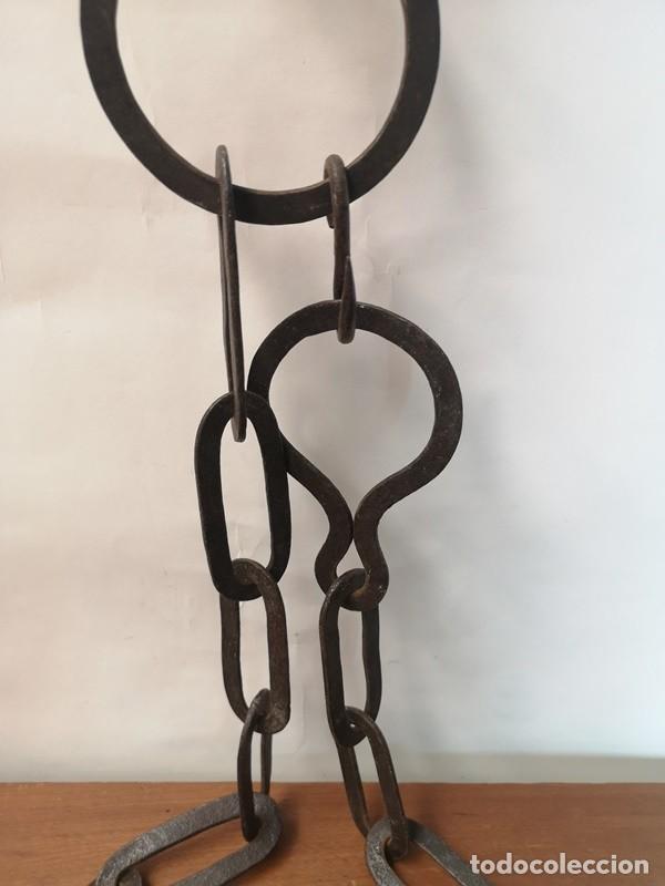 Antig&uuml;edades: Llar de Chimenea de Hierro Forjado - Foto 8