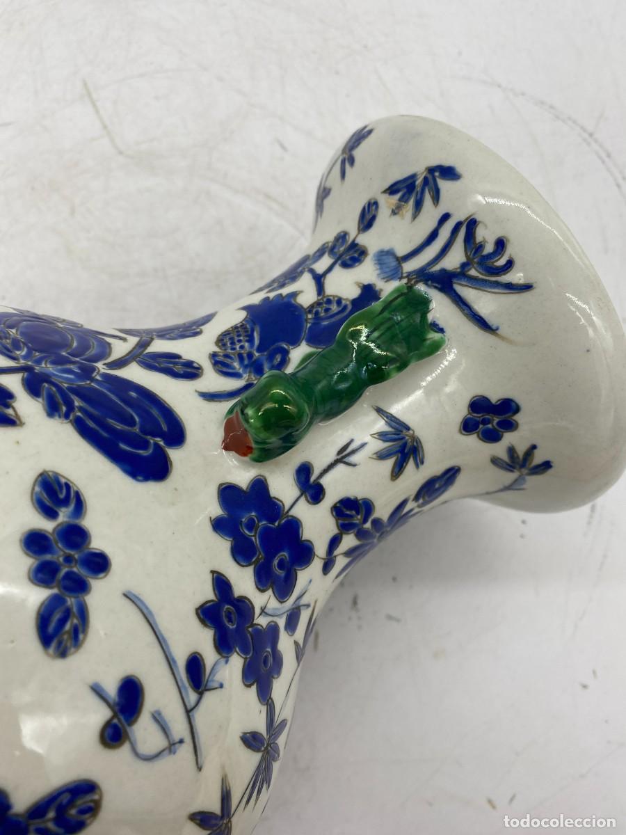 Antig&uuml;edades: jarron chino flores azules - Foto 10