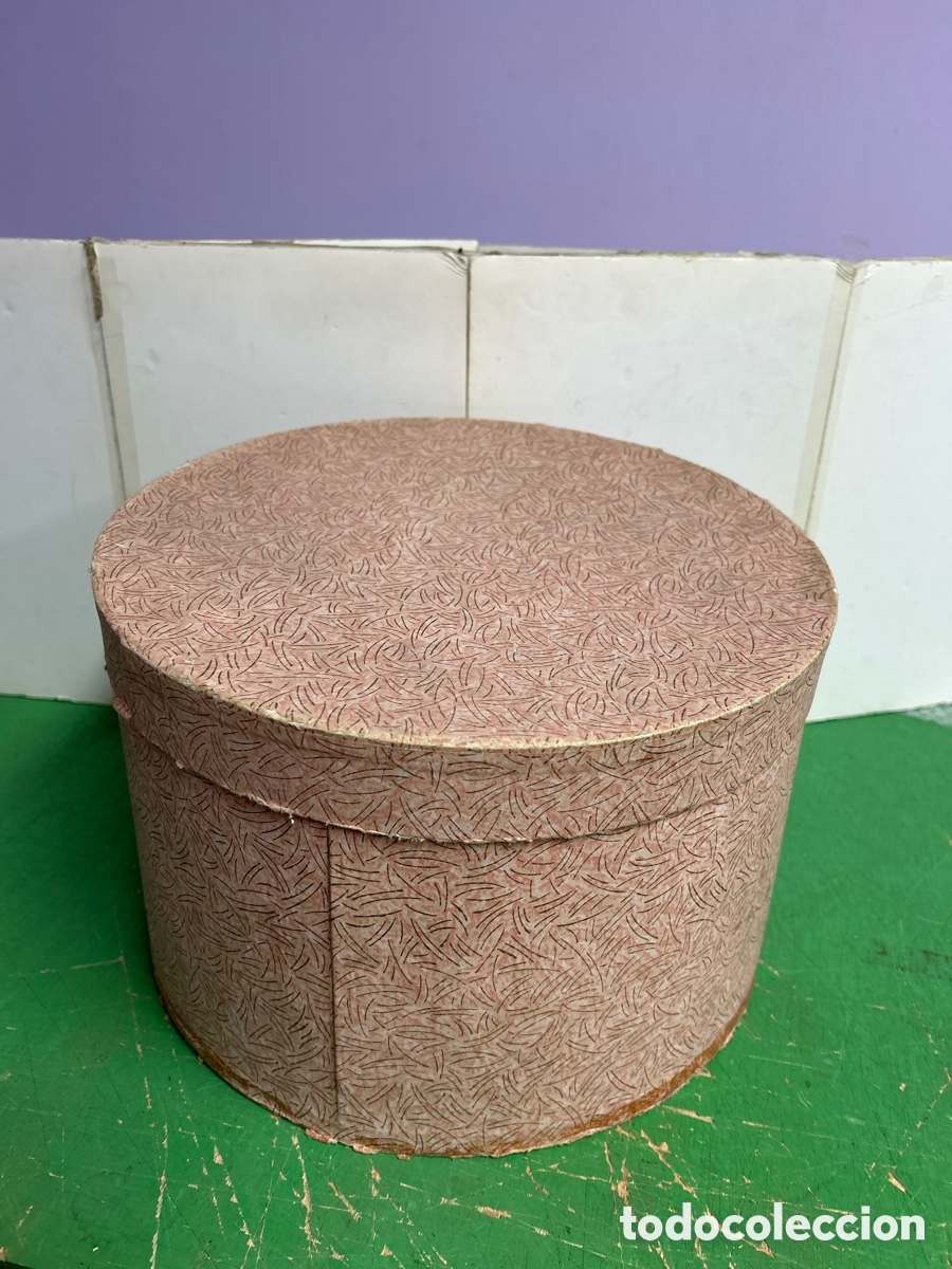 Antig&uuml;edades: CAJA ANTIGUA SOMBRERERA - Foto 1