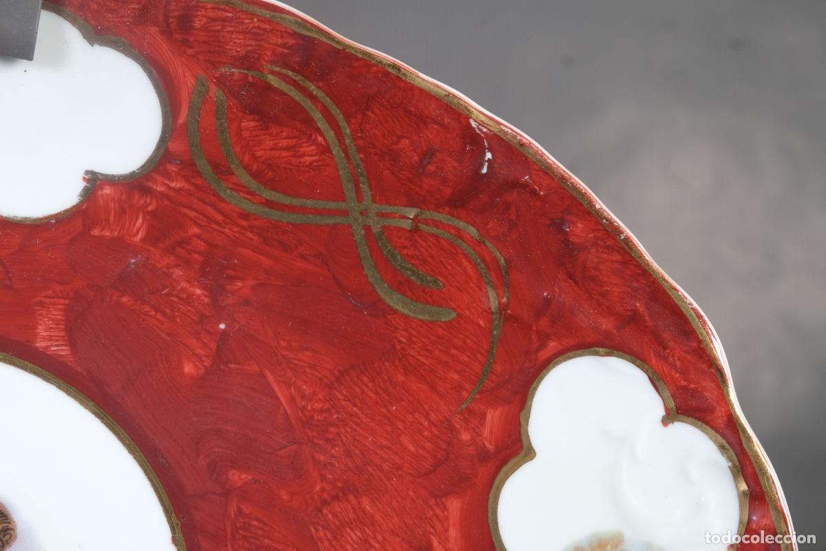Antig&uuml;edades: Bandeja en porcelana pintada - Foto 8
