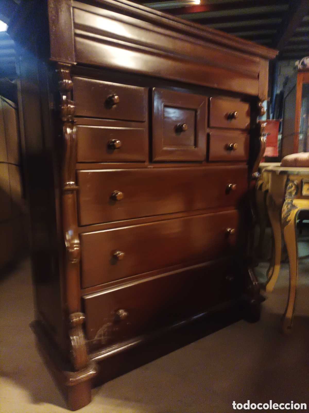 Antig&uuml;edades: C&oacute;moda antigua de caoba - Foto 10