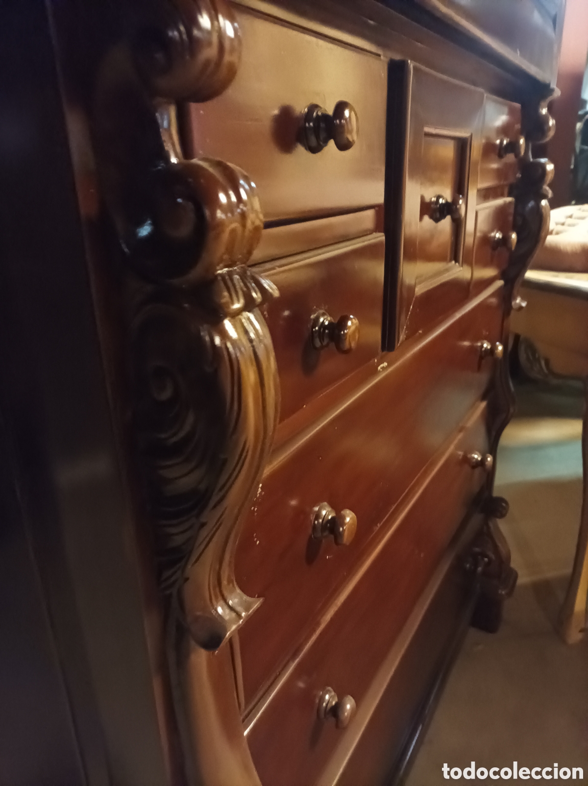 Antig&uuml;edades: C&oacute;moda antigua de caoba - Foto 13