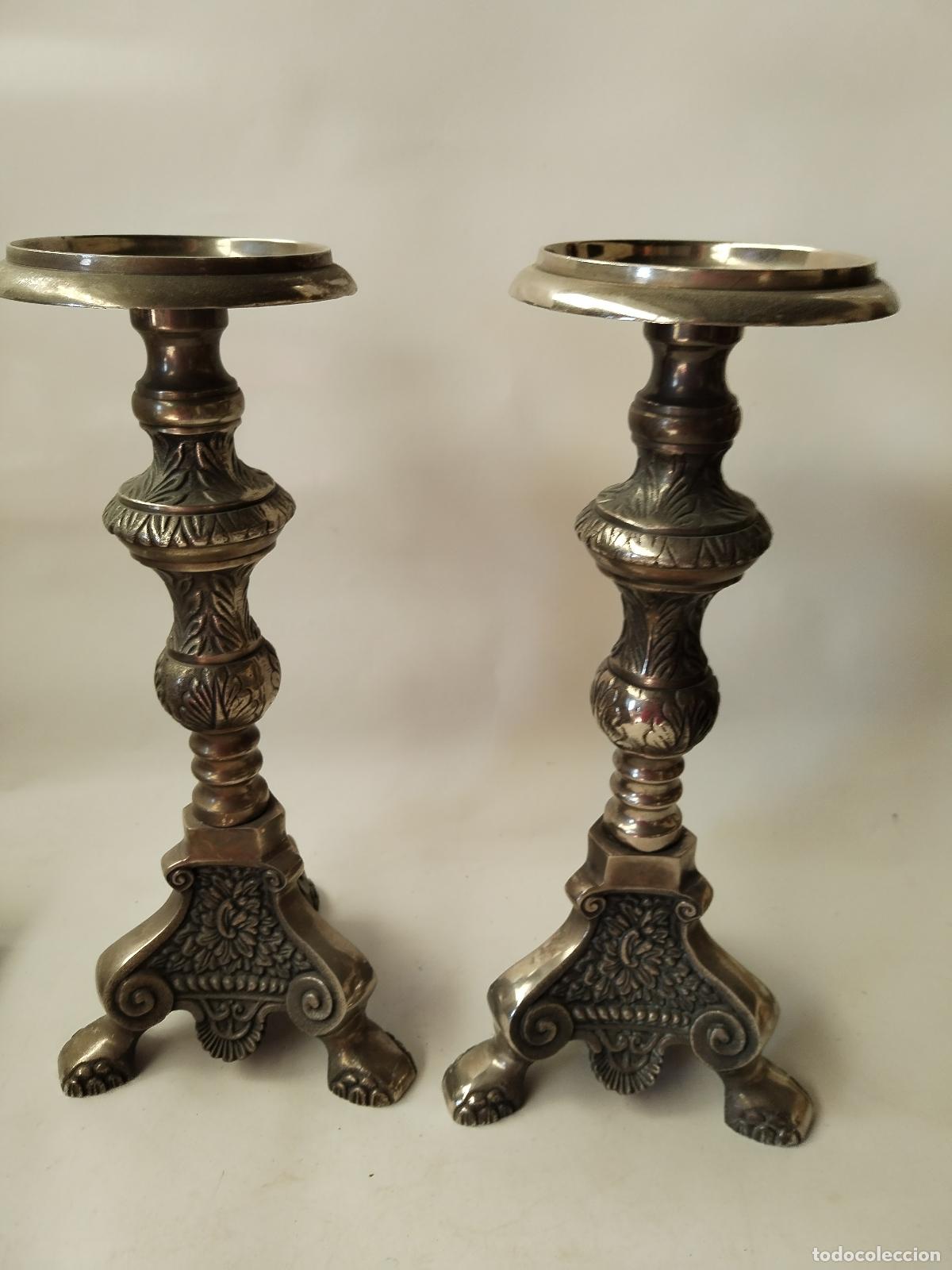Antig&uuml;edades: 2 candelabros candeleros - Foto 1