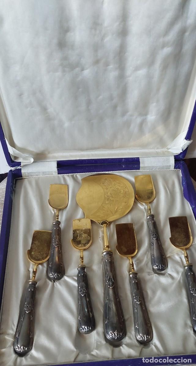 Antig&uuml;edades: Juego de cubiertos de postre antiguo en estuche - Foto 1