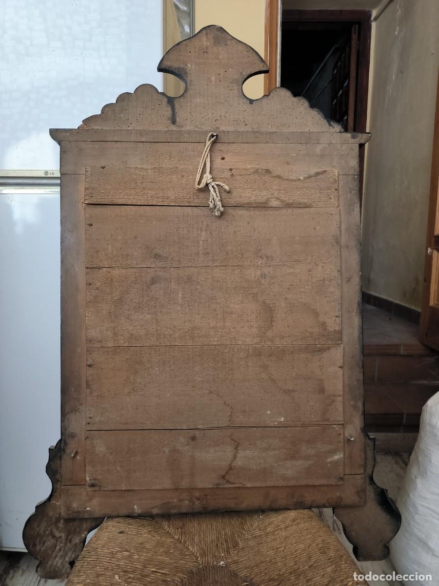 Antig&uuml;edades: Antiguo espejo de pared con marco de madera - Foto 4