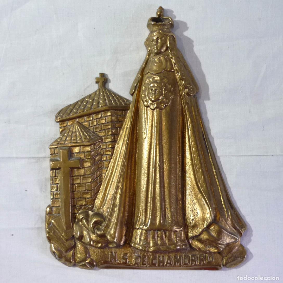 Antig&uuml;edades: Placa de bronce Nuestra Se&ntilde;ora de Chamorro, 4 kilogramos de peso - Foto 1