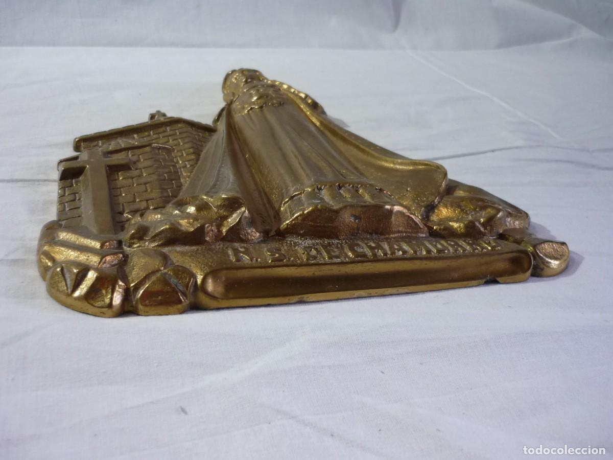 Antig&uuml;edades: Placa de bronce Nuestra Se&ntilde;ora de Chamorro, 4 kilogramos de peso - Foto 2