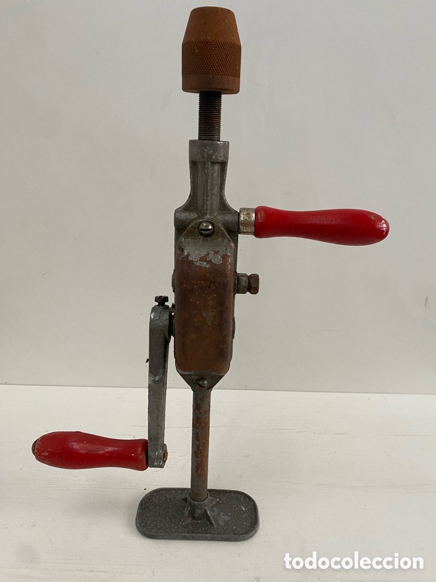 Antig&uuml;edades: Destornillador o taladro, antiguo manual de pecho