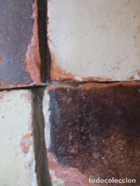 Antig&uuml;edades: Azulejos Mudejares con desgaste - Foto 2