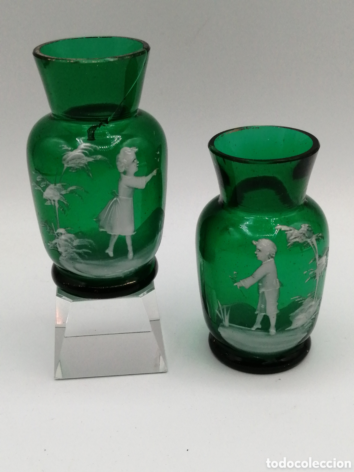 Antig&uuml;edades: Peque&ntilde;os jarrones Mary Gregory. Cristal, C. 1900s - Foto 2