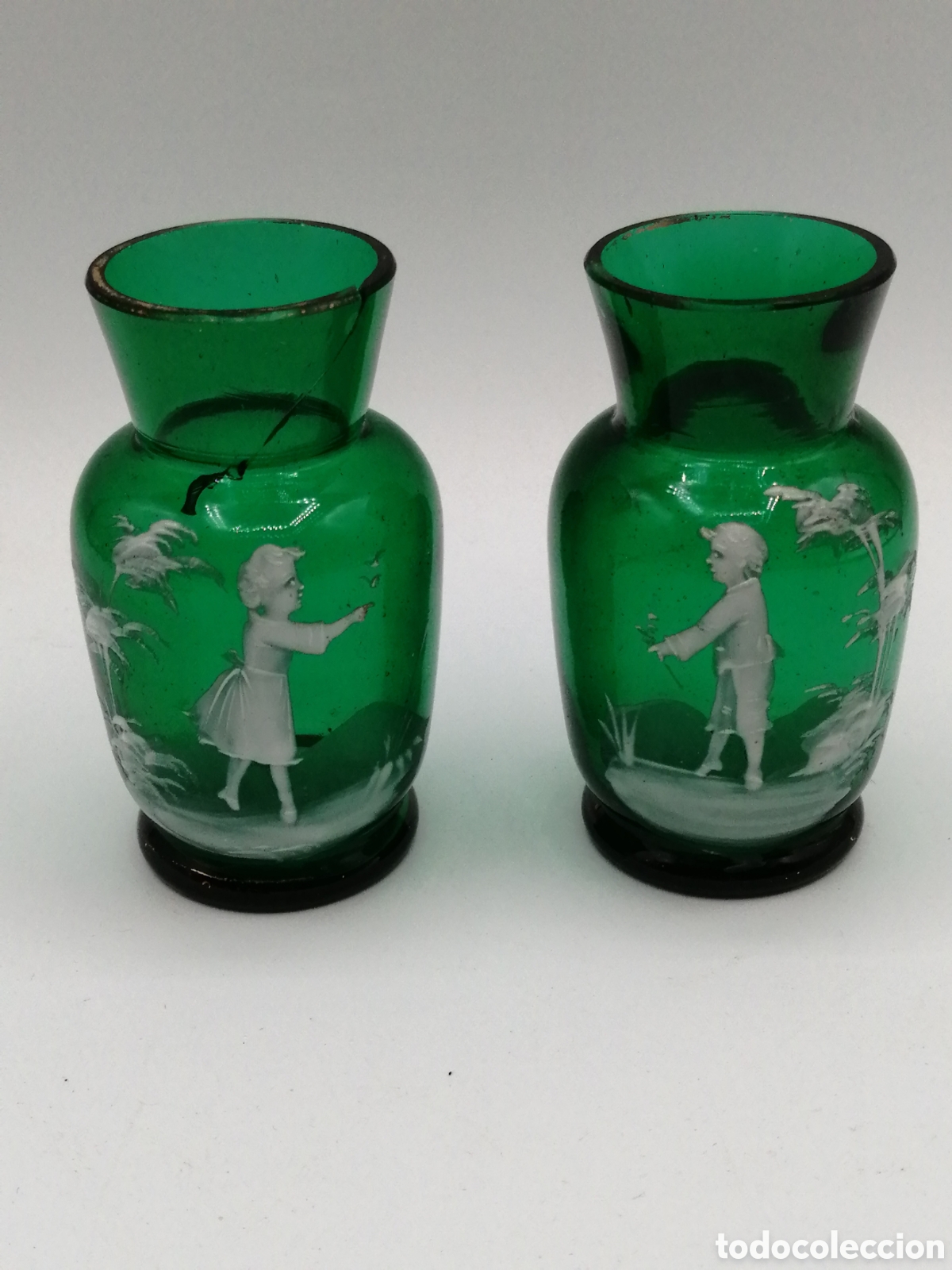 Antig&uuml;edades: Peque&ntilde;os jarrones Mary Gregory. Cristal, C. 1900s - Foto 1