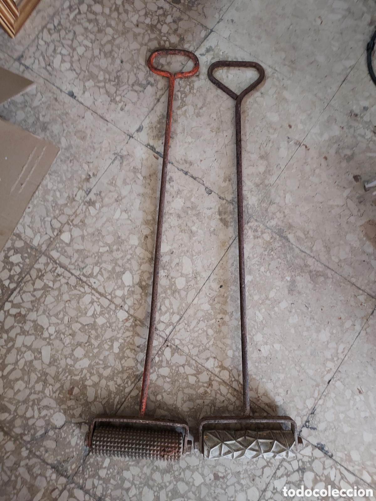 Antig&uuml;edades: Dos rodillos de marcar hormig&oacute;n - Foto 1