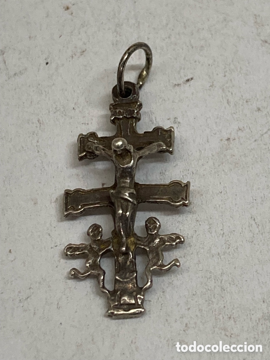 Antig&uuml;edades: Cruz de plata C144 - Foto 1