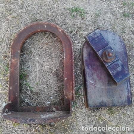 Antig&uuml;edades: Puerta de silo de bodega antigua - Foto 2