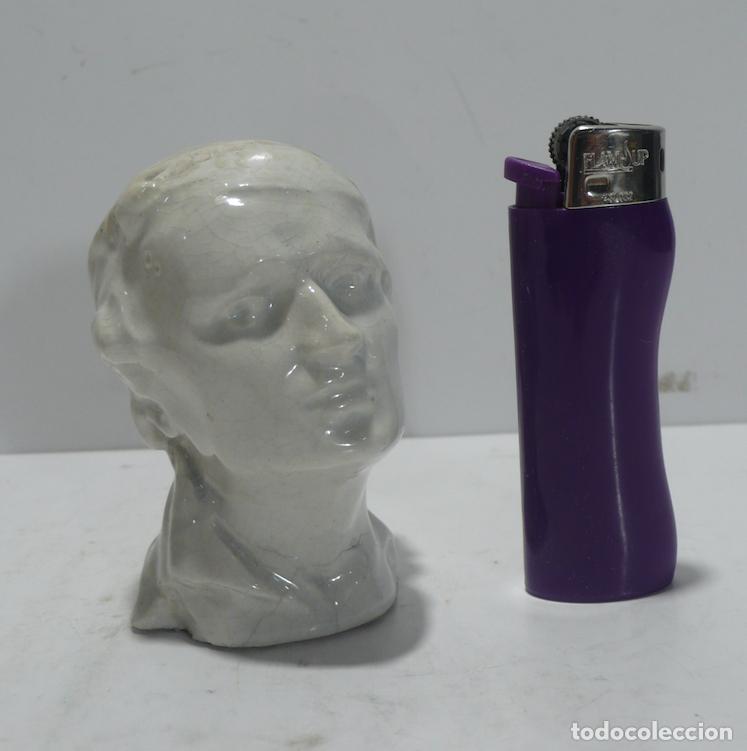 Antig&uuml;edades: PEQUE&Ntilde;A CABEZA EN PORCELANA - Foto 1