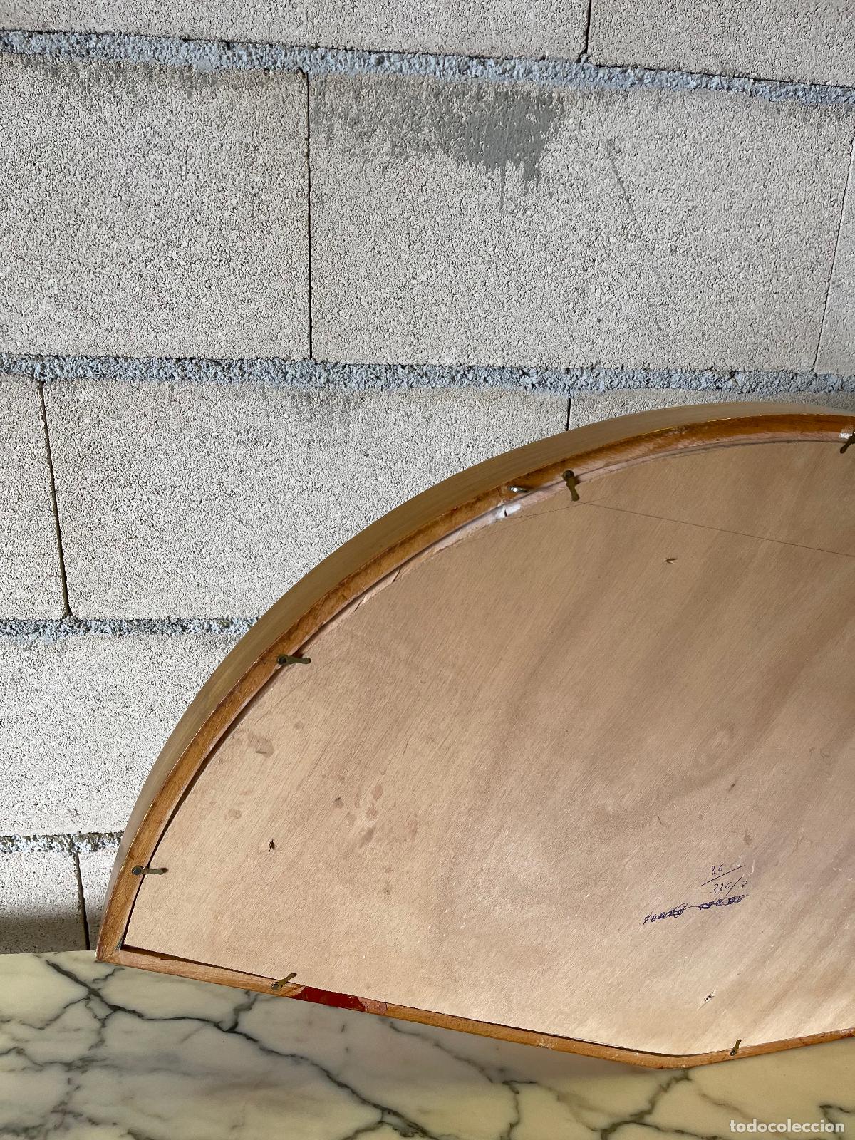 Antig&uuml;edades: abanico antiguo con la caja de madera - Foto 8