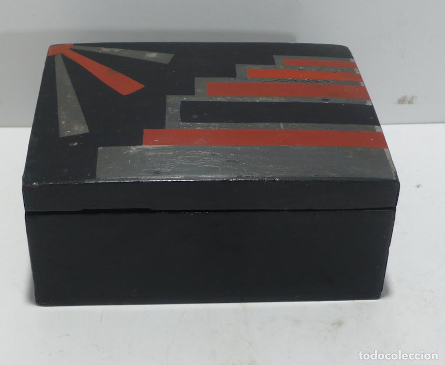 Antig&uuml;edades: PEQUE&Ntilde;A CAJA DE MADERA - Foto 2