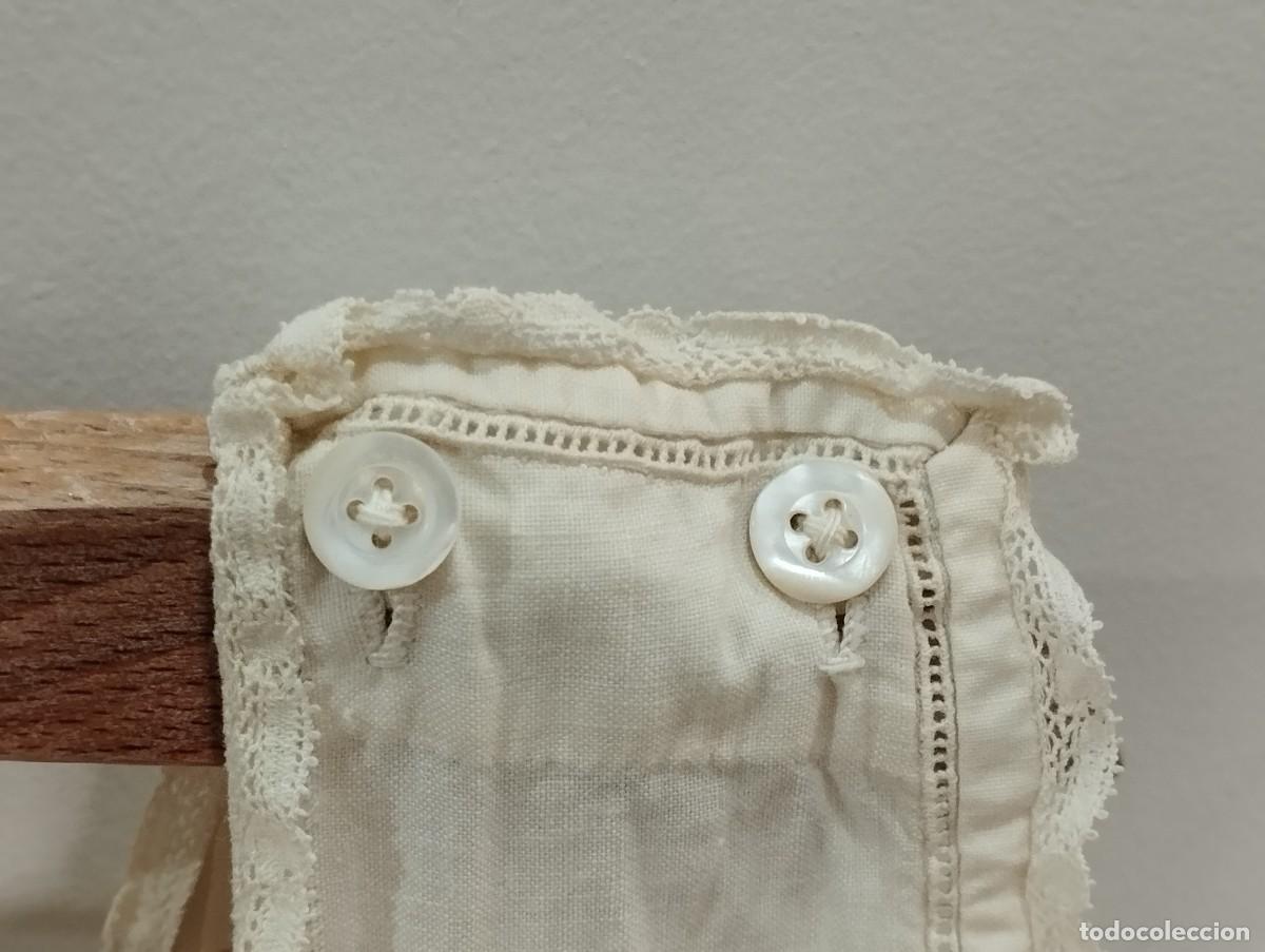 Antig&uuml;edades: CAMIS&Oacute;N DE ALGOD&Oacute;N CON ENCAJE Y BORDADO - Foto 7