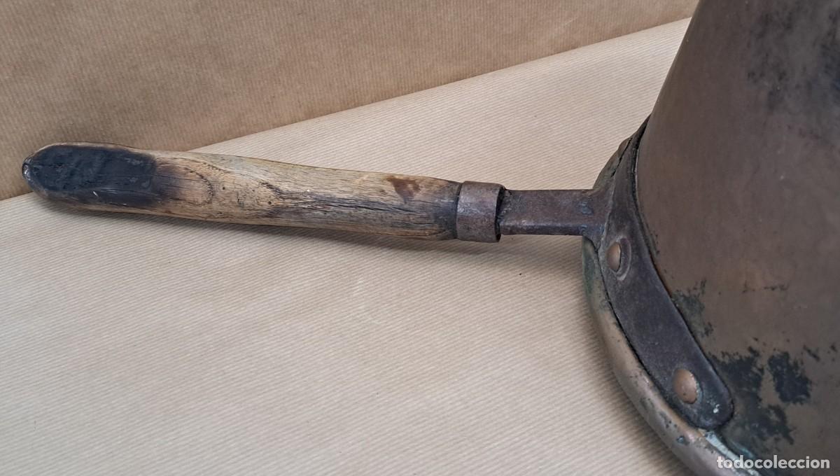Antig&uuml;edades: Gran cazo de cobre siglo XIX - Foto 4