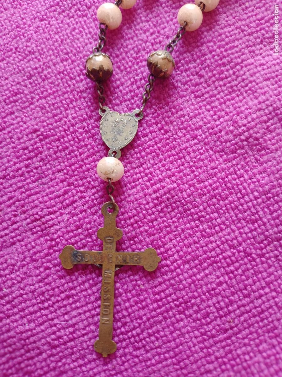 Antig&uuml;edades: Excelente rosario de piedras - Foto 4