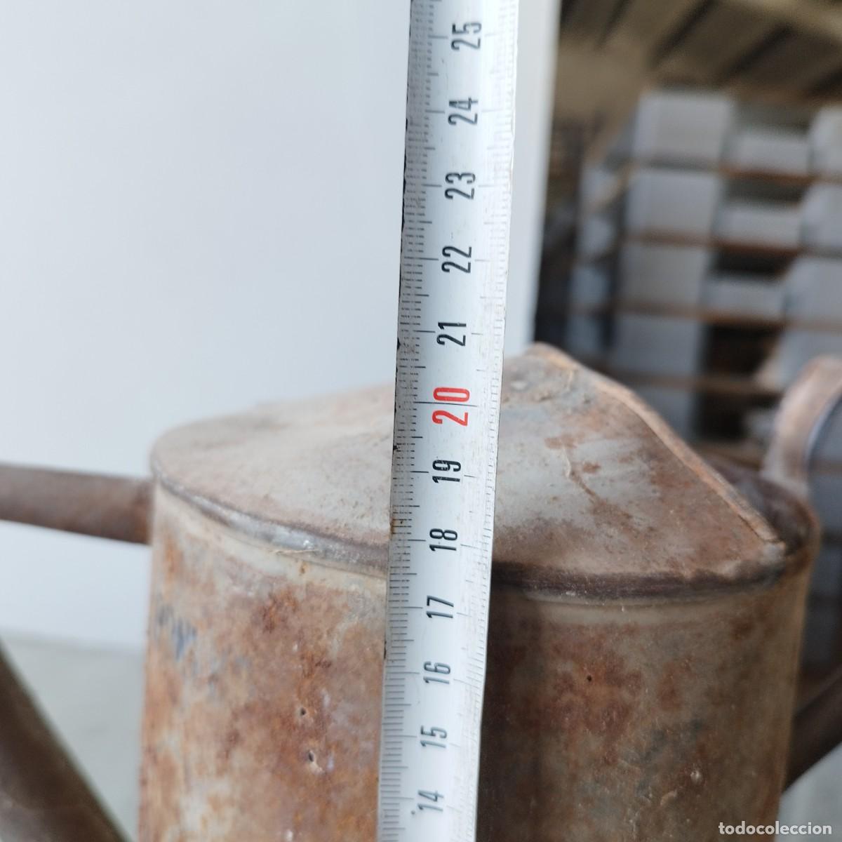 Antig&uuml;edades: REGADERA, HOJALATA / INGED / APROXIMADO 20 CM - Foto 5