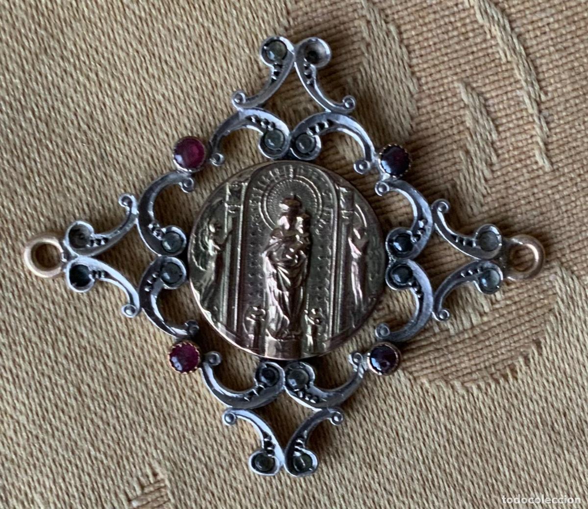 Antig&uuml;edades: ANTIGUA MEDALLA DE PLATA SOBREDORADA - Foto 1