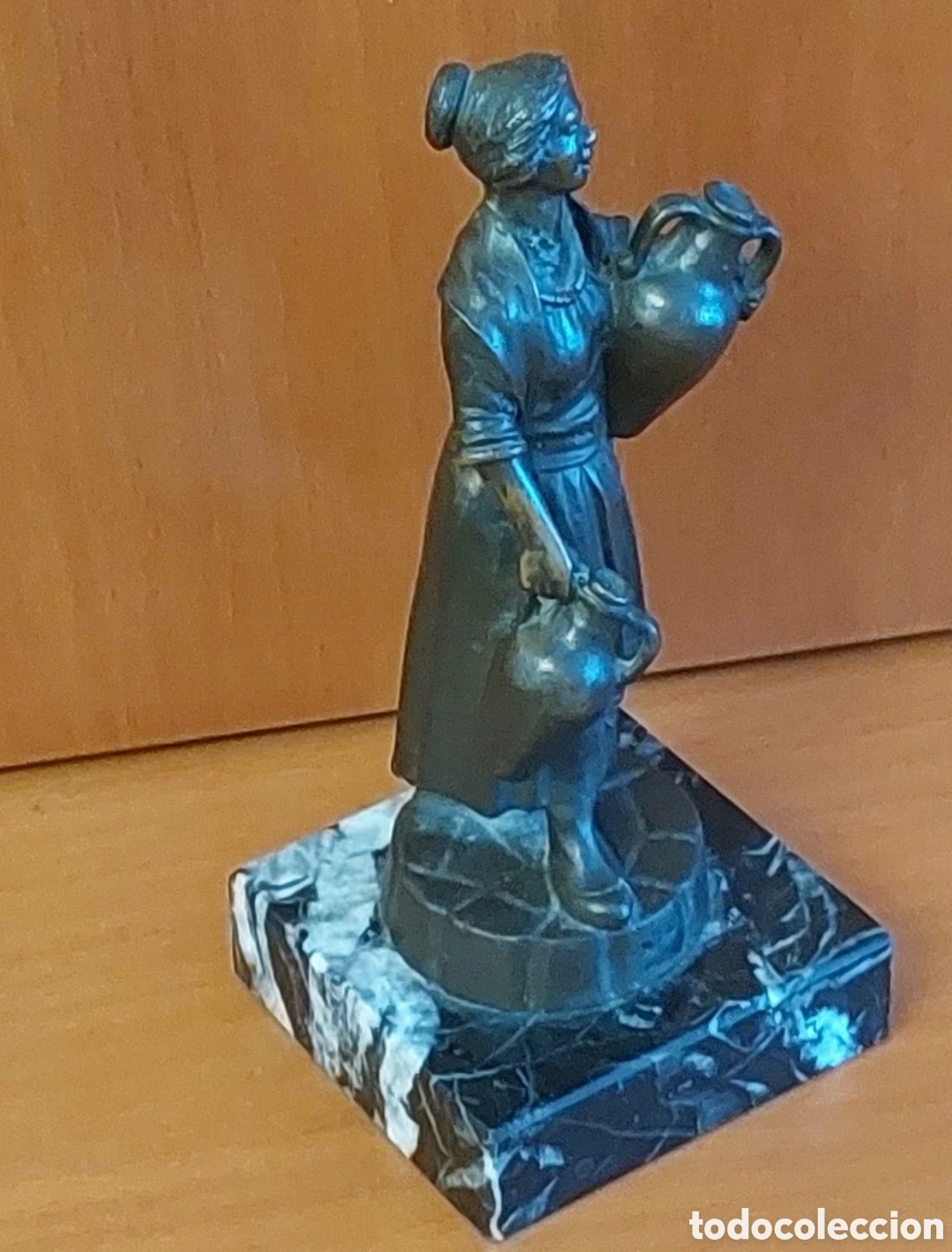Antig&uuml;edades: Aguadora bronce vintage - Foto 8