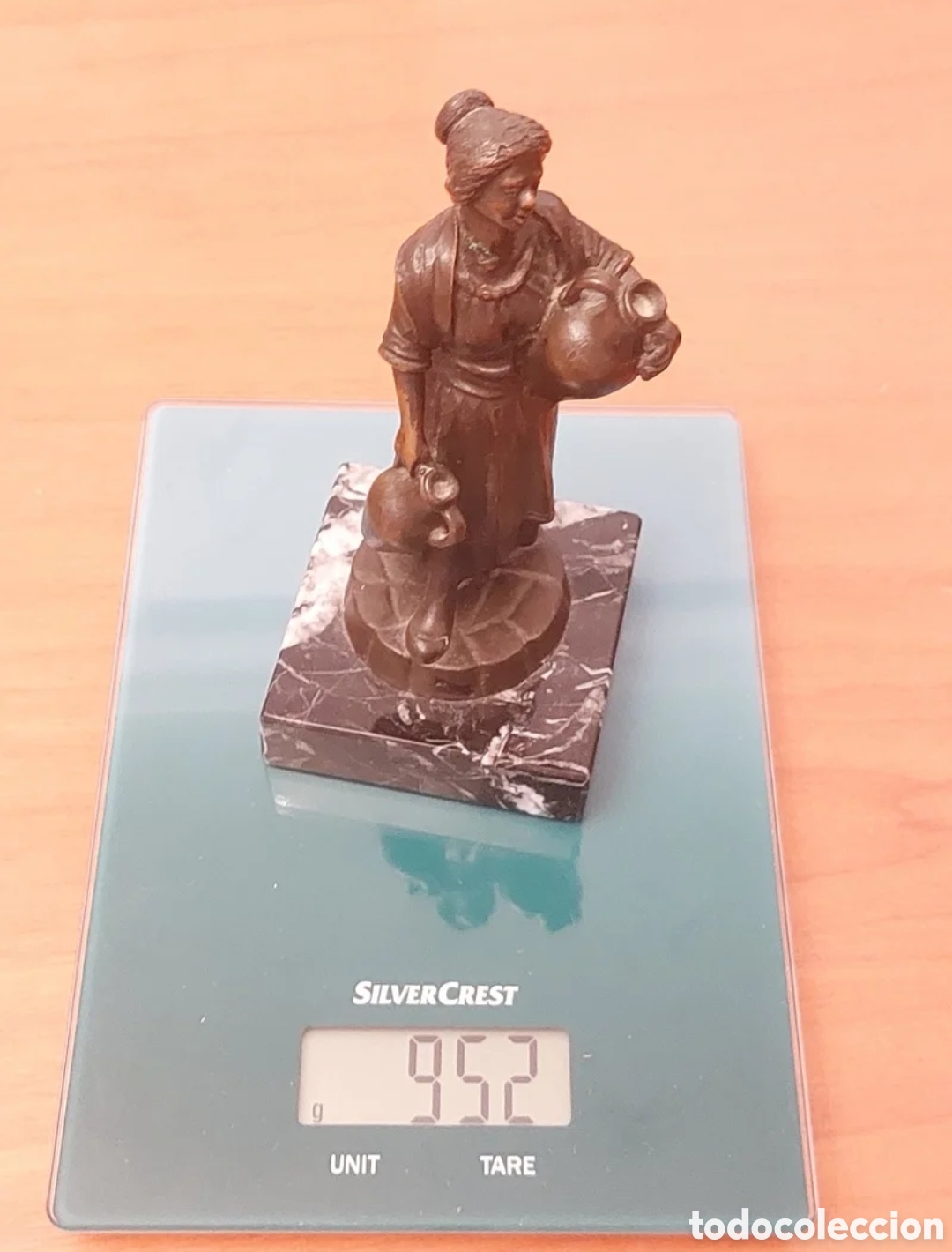 Antig&uuml;edades: Aguadora bronce vintage - Foto 10