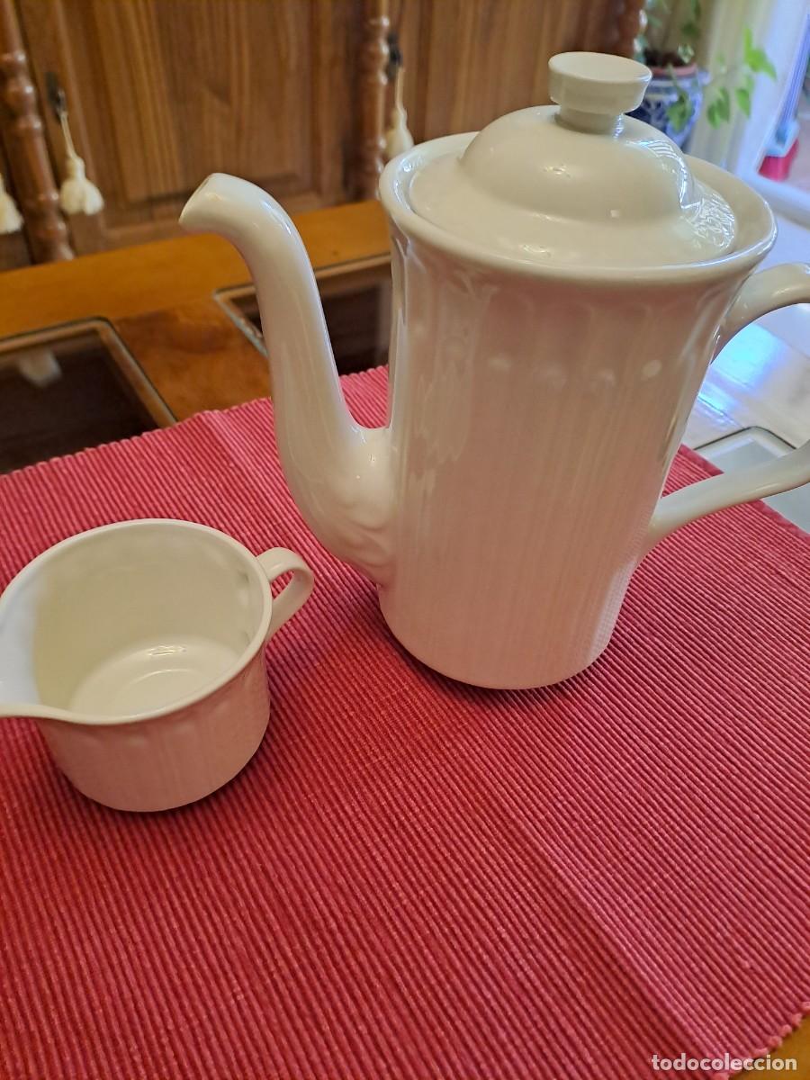 Antig&uuml;edades: JUEGO DE CAFETERA Y LECHERA PONTESA - Foto 1