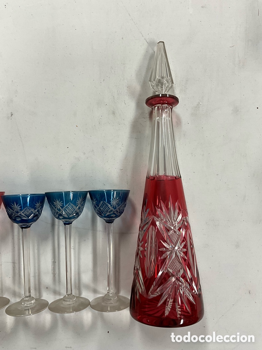 Antig&uuml;edades: Botella y seis copas de cristal - Foto 2