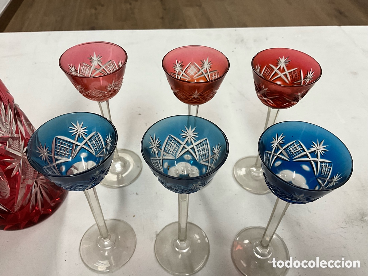 Antig&uuml;edades: Botella y seis copas de cristal - Foto 5