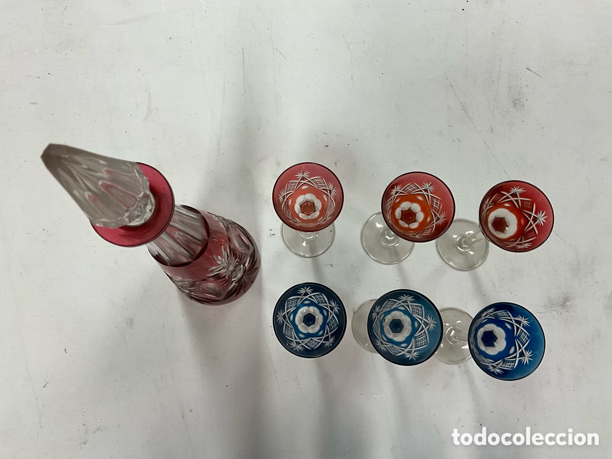 Antig&uuml;edades: Botella y seis copas de cristal - Foto 6