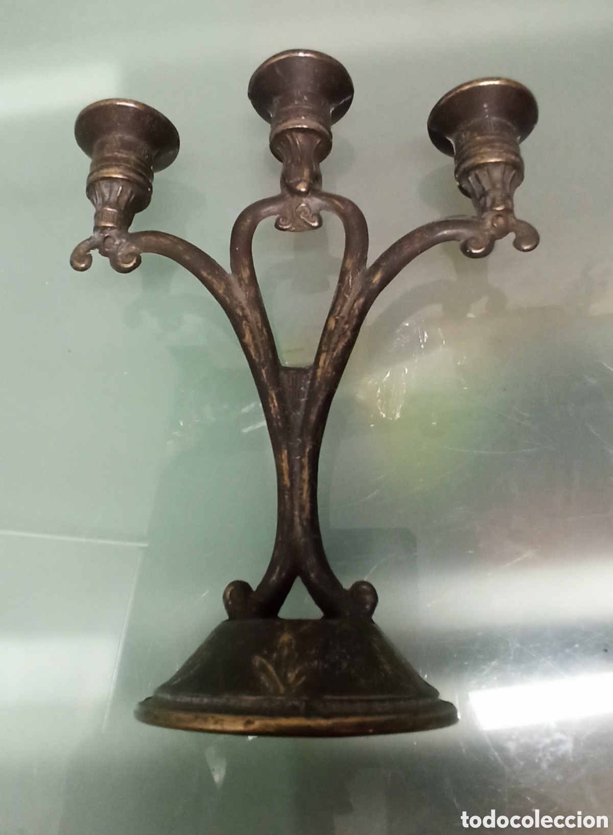 Antig&uuml;edades: Candelabro bronce Italia. - Foto 1
